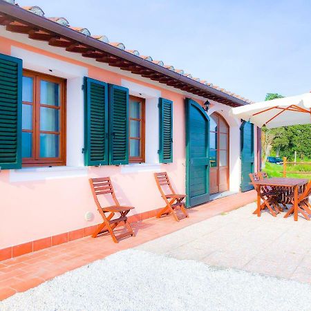 Villino Al Dotto Country House Lucca Esterno foto