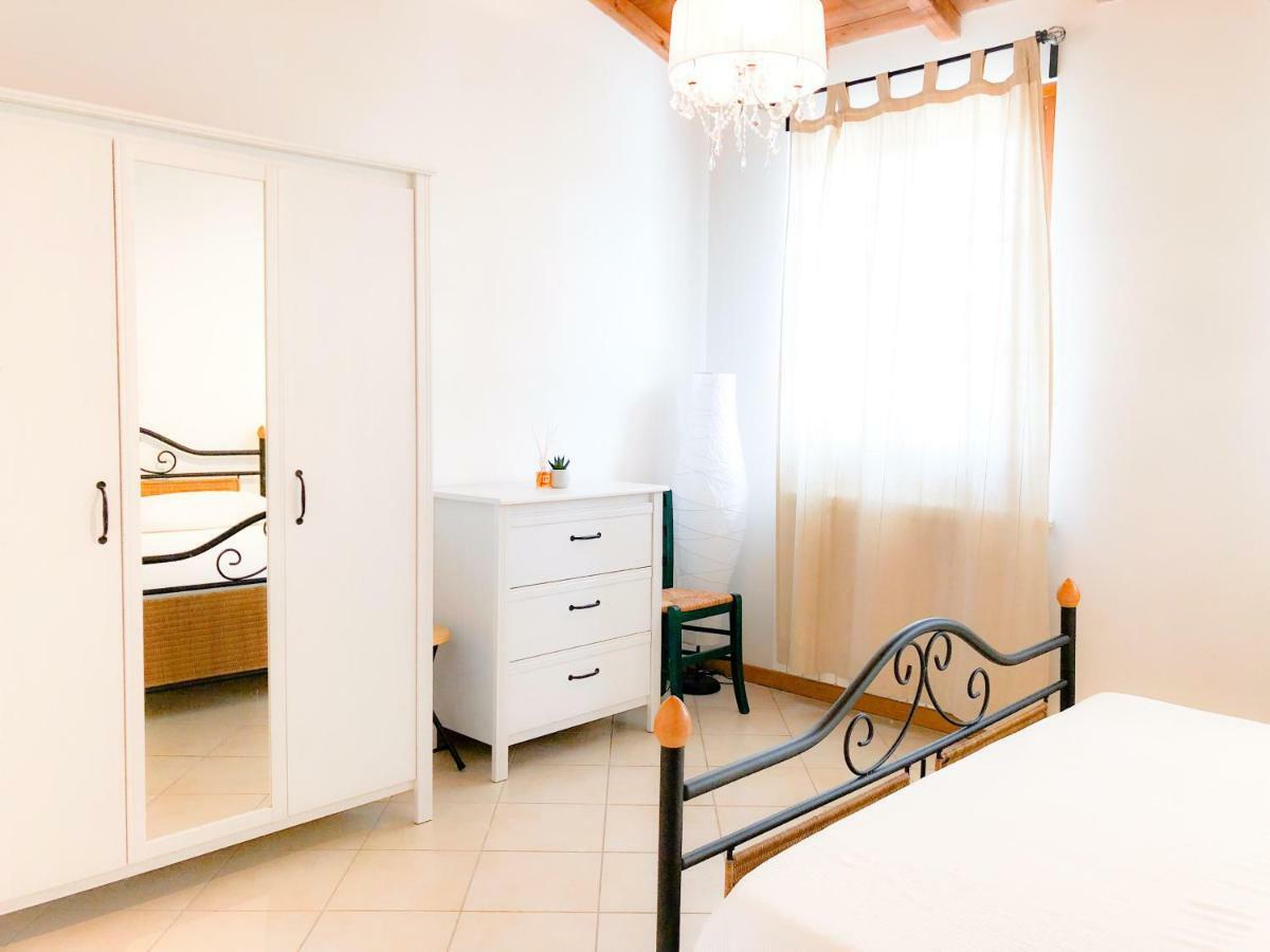 Villino Al Dotto Country House Lucca Esterno foto